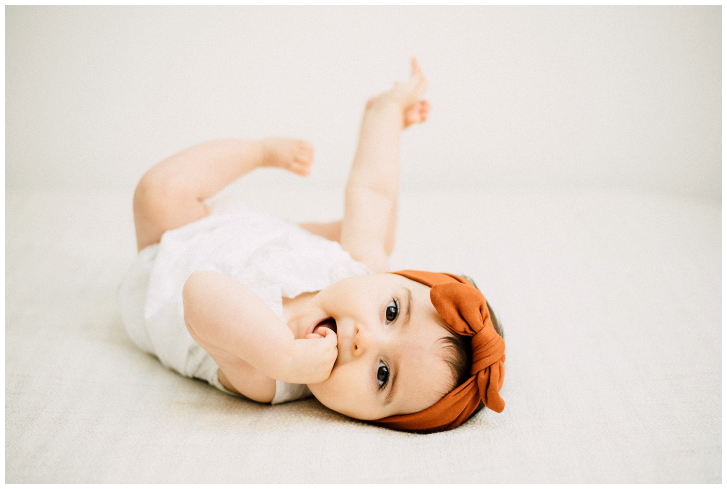 photographe grenoble seance photo bebe 6 mois naissance famille voiron chambery annecy lyon photographie_0005