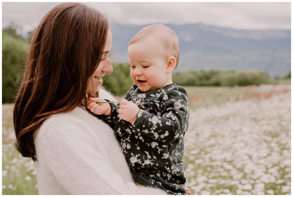 photographe famille grenoble chambery lifestyle little one atelier bebe maternite seance photo lyon - 016