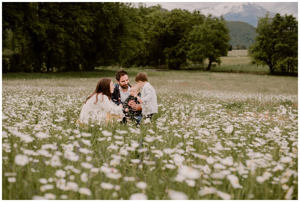 photographe famille grenoble chambery lifestyle little one atelier bebe maternite seance photo lyon - 019