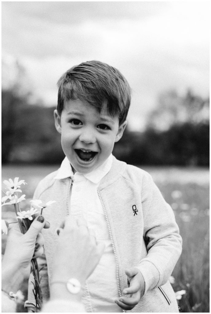 photographe famille grenoble chambery lifestyle little one atelier bebe maternite seance photo lyon - 024