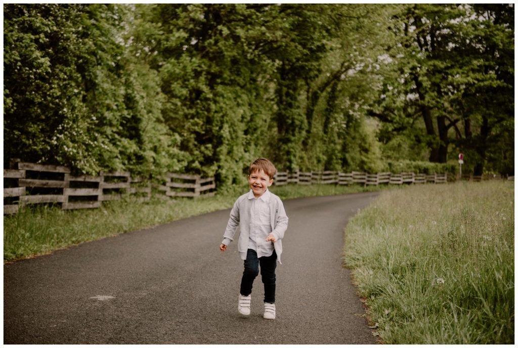 photographe famille grenoble chambery lifestyle little one atelier bebe maternite seance photo lyon - 031