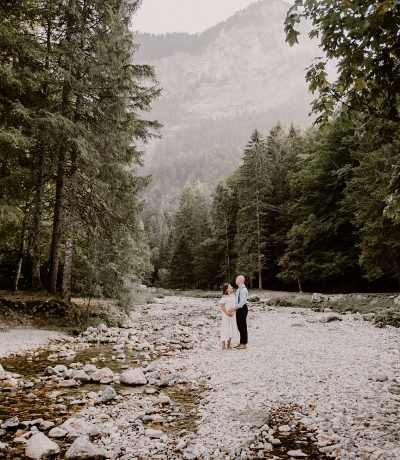 seance photo grossesse grenoble chambery photographe bebe femme enceinte chartreuse montagne folk naturel_0001